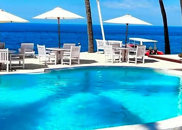 منتجع Scuba Seraya 3*